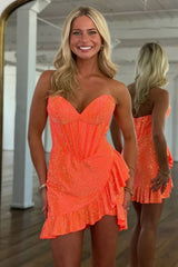 Eye-catching Sweetheart Bodycon Short Beaded Homecoming Dress with Ruffle