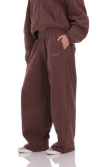 Darted Barrel Lucy Sweatpants in Brown